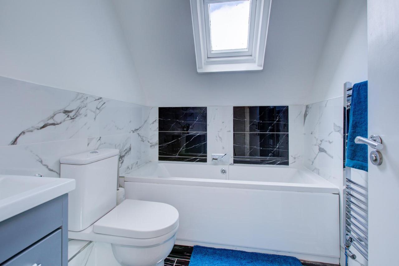 Luxury 3 Bedroom Apartment Close To Beach, Bournemouth & Meyrick Park Экстерьер фото